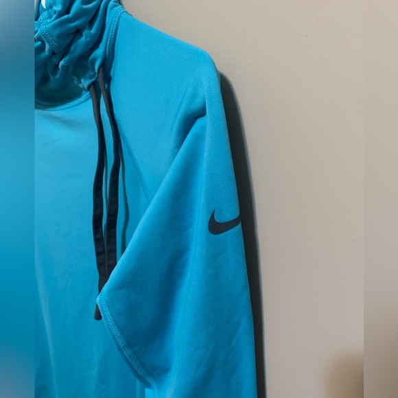 Nike Pro Turtleneck Pullover, size M - Picture 4 of 12